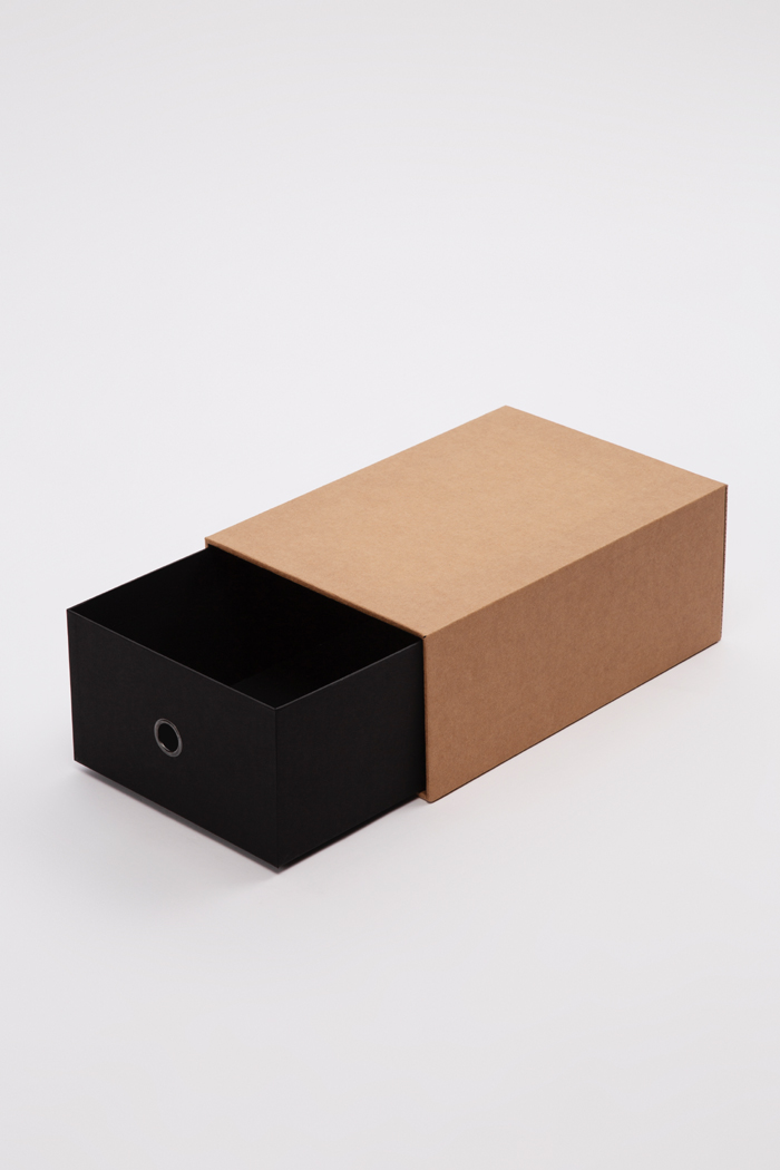 Tipologia scatole: Cassetto con foro
